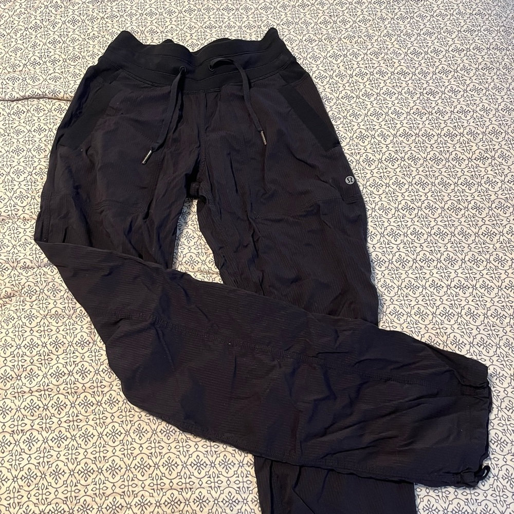 Lululemon Studio Pant - size 2